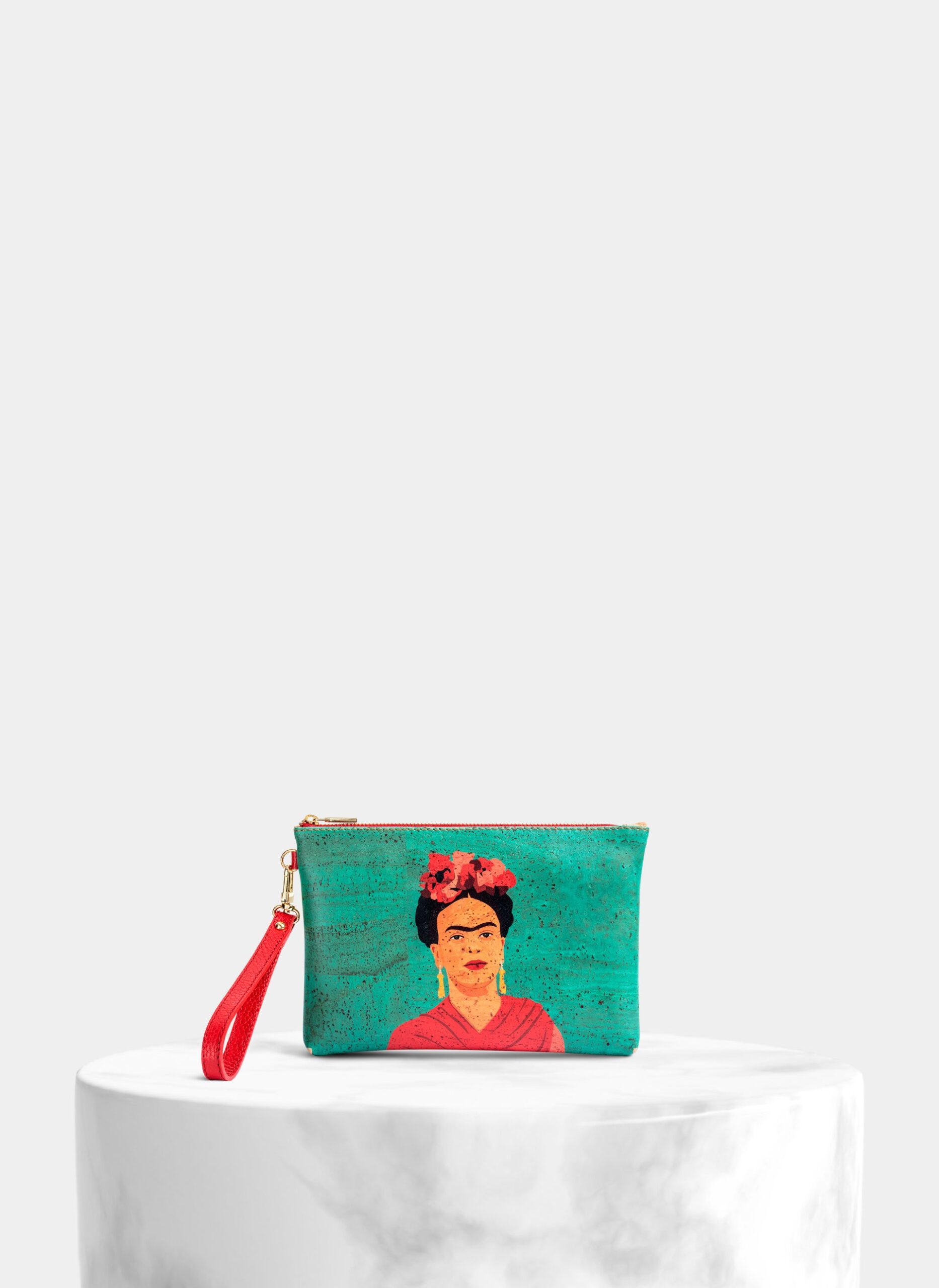 Cork Clutch Bag Frida - Shop now at StudioCork