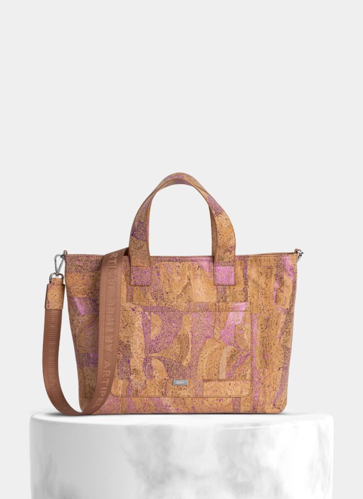 Cork Handbag Metallic Color Details - Big size - Shop now at StudioCork